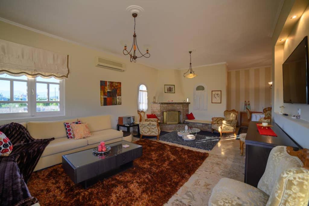 Lysithea House Villa Koutsopodhi Esterno foto